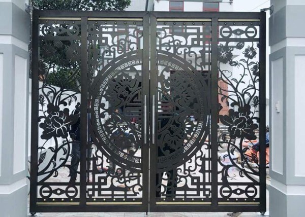 cửa cổng cnc