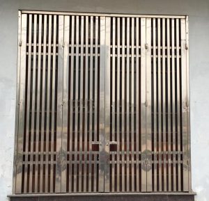 cửa cổng inox