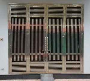 cửa cổng inox