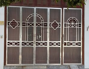 cửa cổng inox