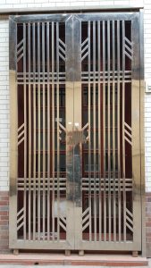 cửa cổng inox