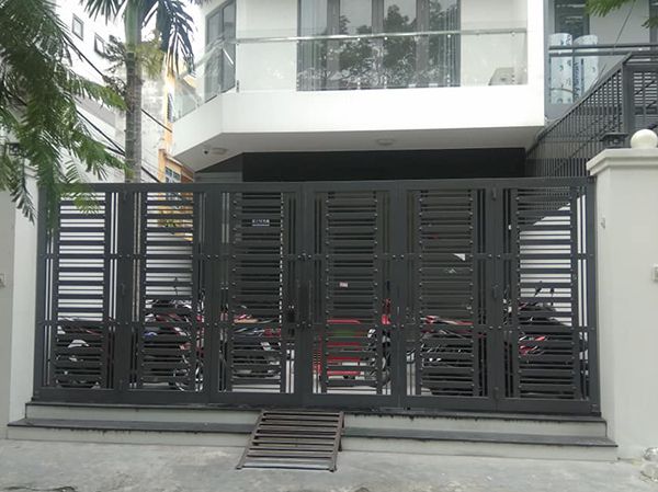 cửa cổng sắt