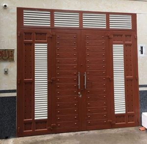 cửa cổng sắt