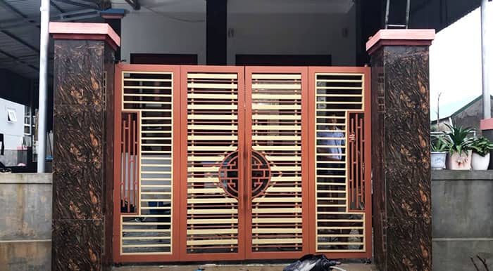 cửa cổng sắt