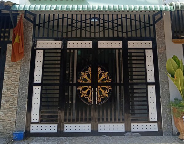 cửa cổng sắt