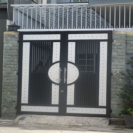 cửa cổng sắt