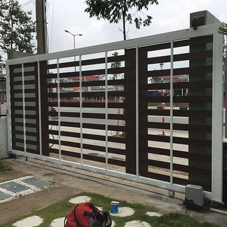 cửa cổng sắt