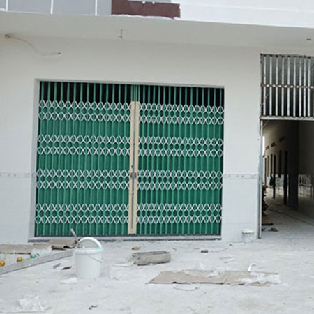 cửa kéo sắt