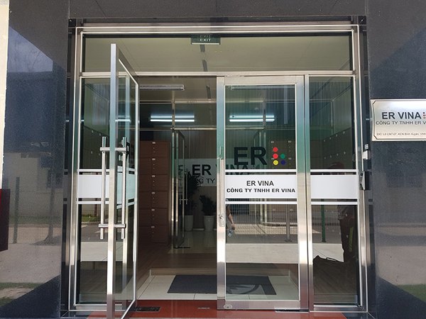 cửa kính cường lực