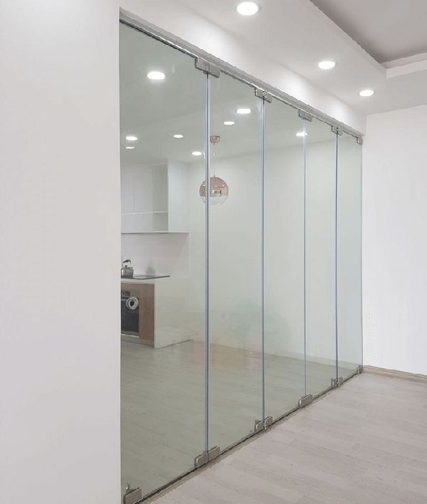 cửa kính cường lực
