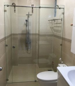 vách kính tắm