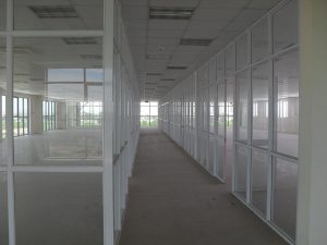 vách ngăn nhôm kính